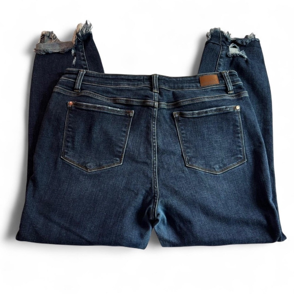 Judy Blue Size 15/32 Slim Fit Jeans Distressed Dark Wash High Rise